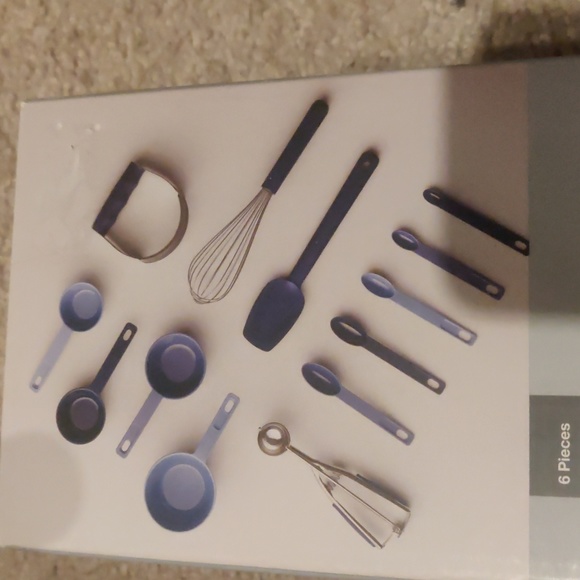 New6pc Baking Starter Set - Made By Design. Kitchen Accessories To Start Baking. - Picture 2 of 5